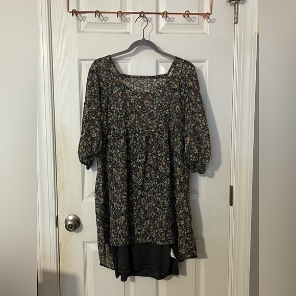 GREY FLORAL WILD FABLE DRESS - Picture 2 of 8